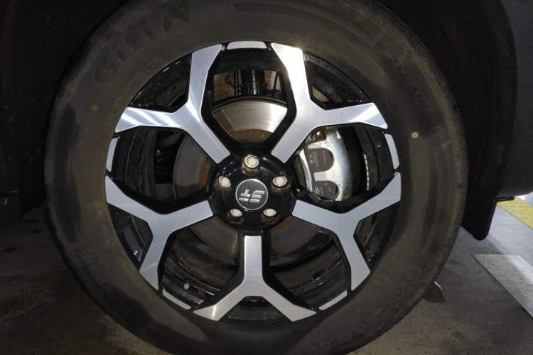 Used JETOUR Shanhai T1 2025 Model 226km Crossroad Right Front Wheel Hub