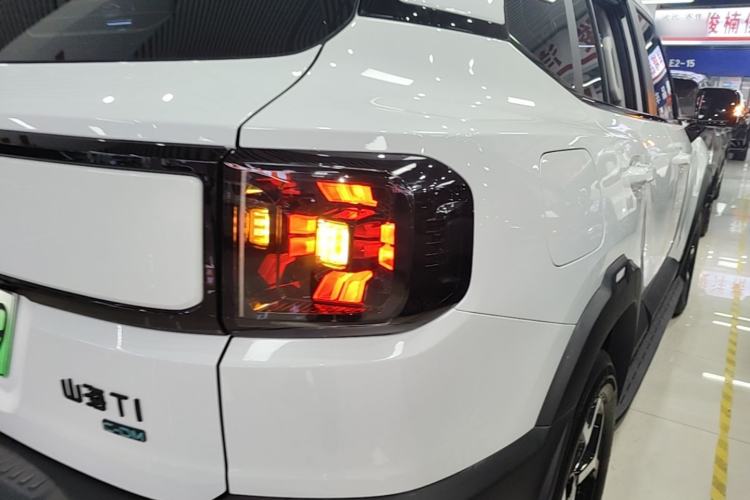 Used JETOUR Shanhai T1 2025 Model 150km Exploration Right Rear Taillight