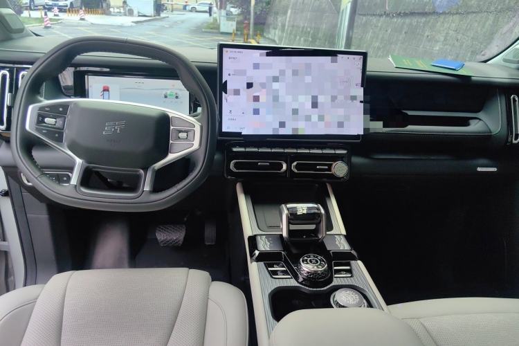 Used JETOUR Shanhai T1 2025 Model 220km XWD Conquest Center Console