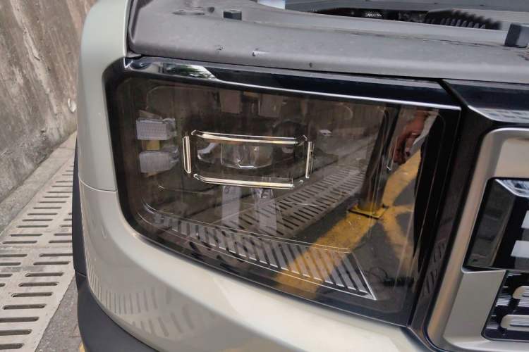 Used JETOUR Shanhai T1 2025 Model 220km XWD Conquest Right Front Headlight