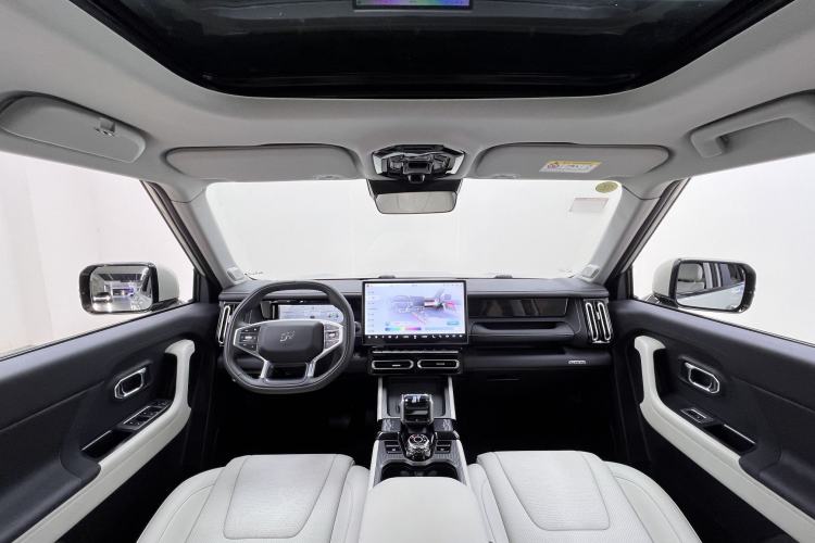 Used JETOUR Shanhai T1 2025 150 km Heading South Headliner