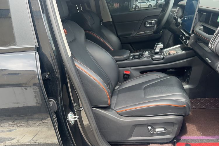 Used JETOUR Shanhai T1 2025 150 km Heading South Right Front Seat