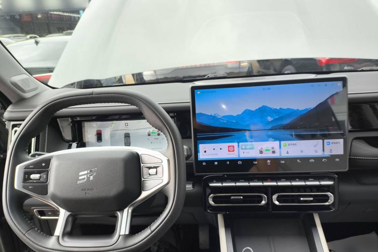 Used JETOUR Shanhai T1 2025 150 km to the Lake Center Console