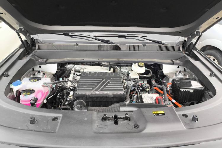 Used JETOUR Shanhai T1 2025 150 km to the Lake Engine Bay