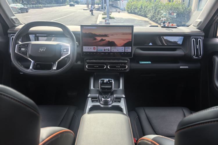 Used JETOUR Shanhai T1 2025 150 km Heading South Interior 5