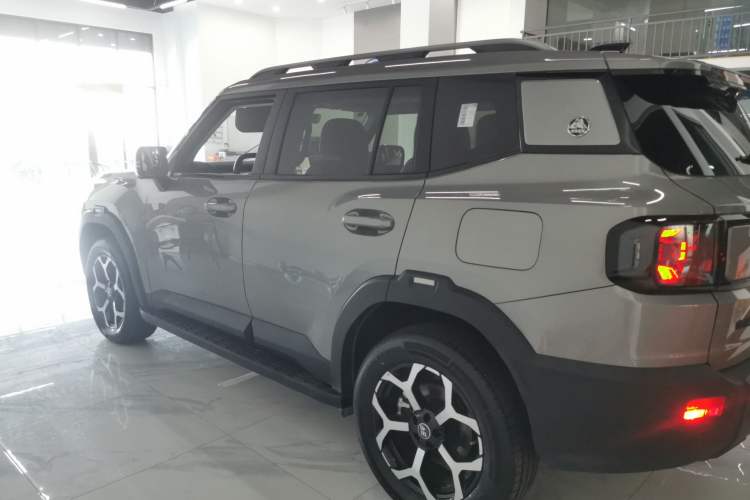 Used JETOUR Shanhai T1 2025 150 km Heading South Exterior 3