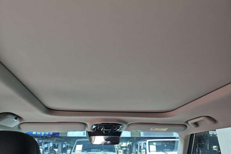 Used JETOUR Shanhai T1 2025 150 km Heading South Headliner