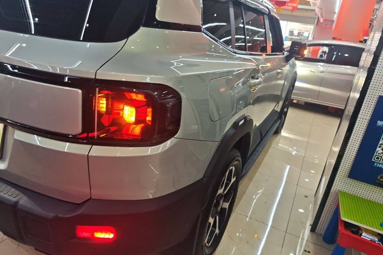 Used JETOUR Shanhai T1 2025 150 km to the Lake Right Rear Taillight