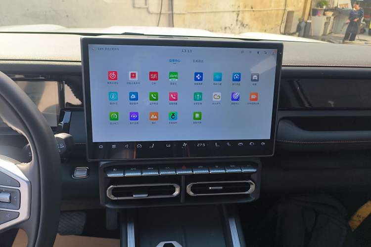 Used JETOUR Shanhai T1 2025 150 km Heading South Audio And AC Panel