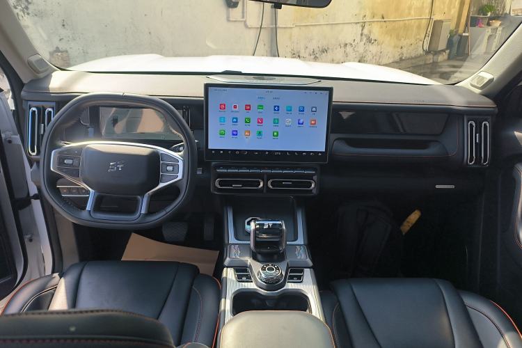 Used JETOUR Shanhai T1 2025 150 km Heading South Center Console