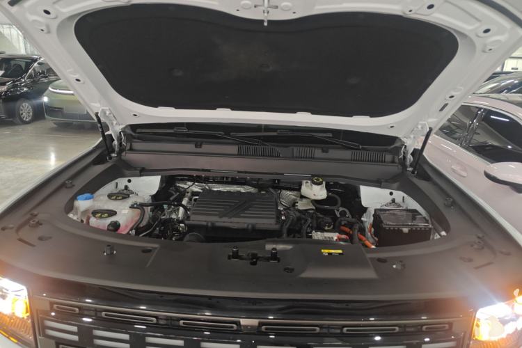 Used JETOUR Shanhai T1 2025 150 km Heading South Engine Bay