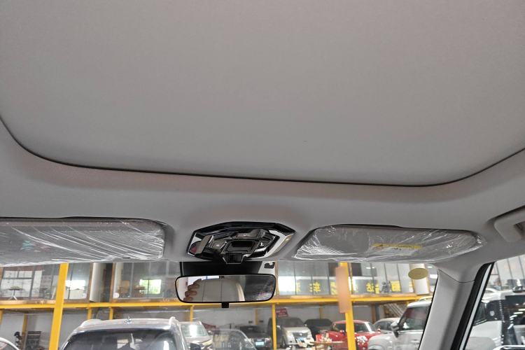 Used JETOUR Shanhai T1 2025 150 km to the Lake Headliner