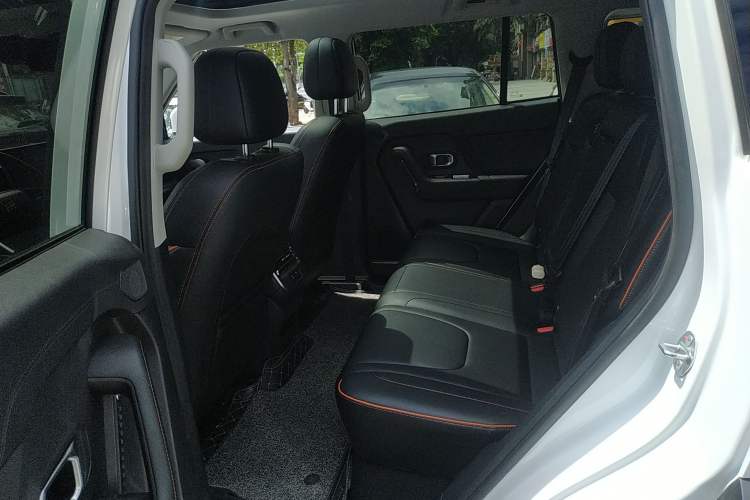 Used JETOUR Shanhai T1 2025 150 km Heading South Interior 4