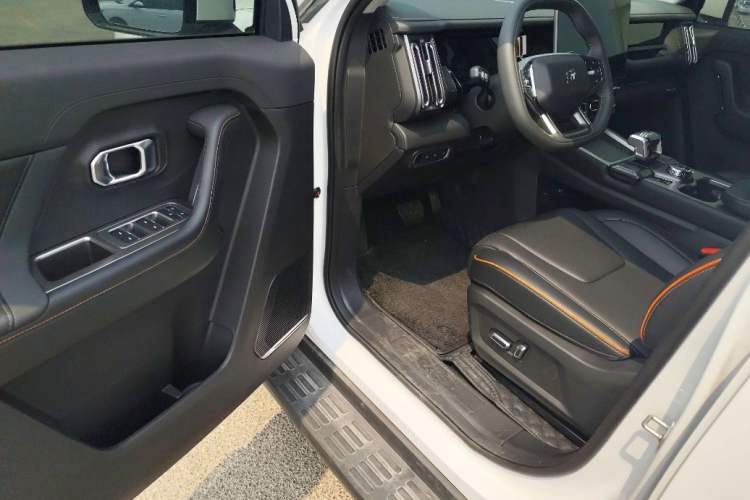 Used JETOUR Shanhai T1 2025 150 km to the Lake Interior 6