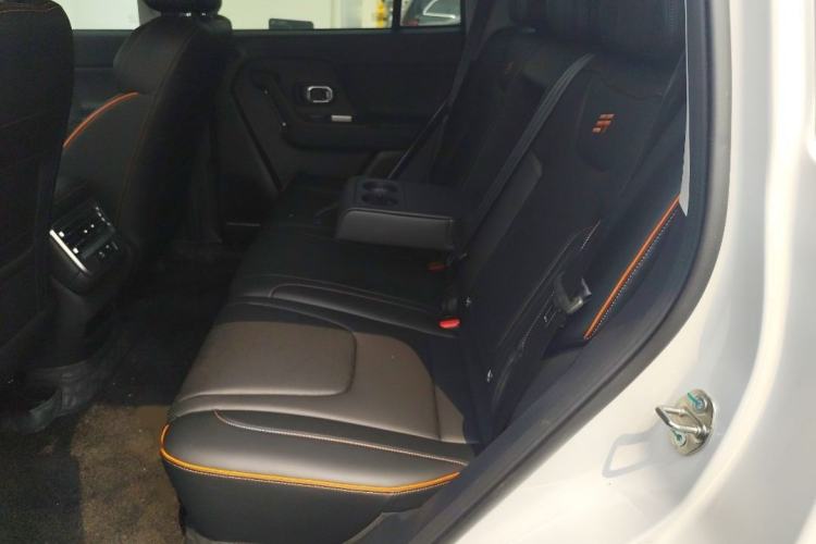 Used JETOUR Shanhai T1 2025 150 km to the Lake Interior 7