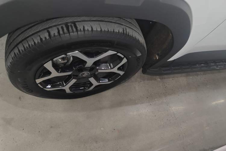 Used JETOUR Shanhai T1 2025 150 km Heading South Left Front Wheel Hub