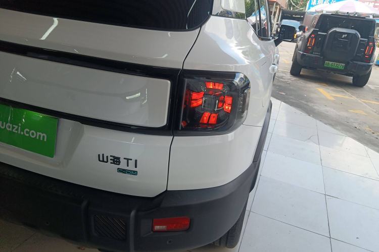Used JETOUR Shanhai T1 2025 150 km Heading South Right Rear Taillight
