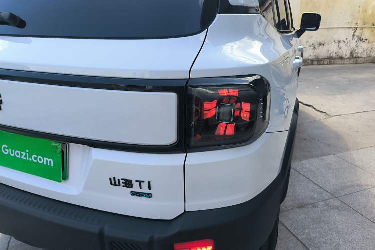Used JETOUR Shanhai T1 2025 150 km Heading South Right Rear Taillight