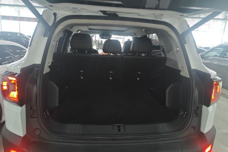 Used JETOUR Shanhai T1 2025 150 km Heading South Trunk