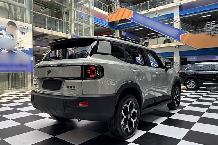 Used JETOUR Shanhai T1 2025 150 km Heading South Exterior 3