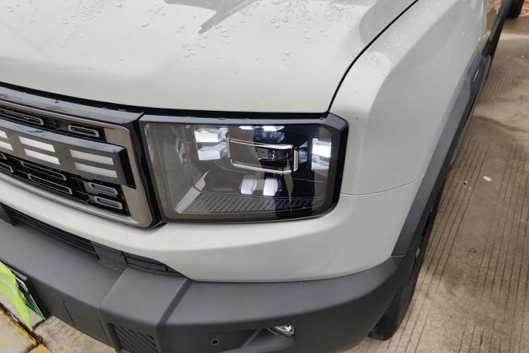 Used JETOUR Shanhai T1 2025 150 km Heading South Left Front Headlight