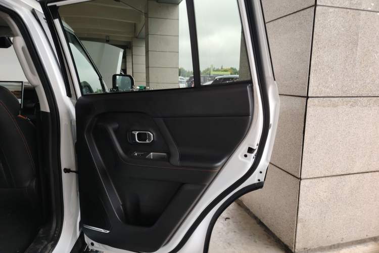 Used JETOUR Shanhai T1 2025 Model 150km Discovery Right Rear Door Interior