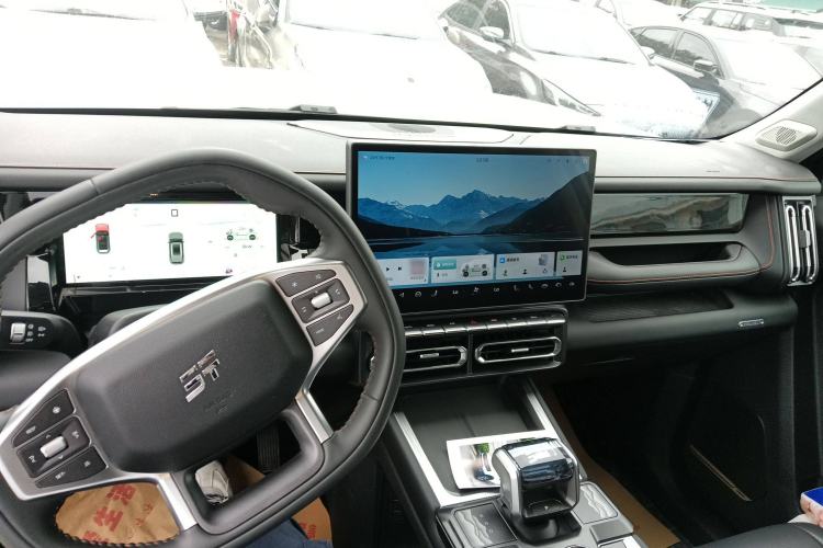 Used JETOUR Shanhai T1 2025 Model 150km Discovery Center Console