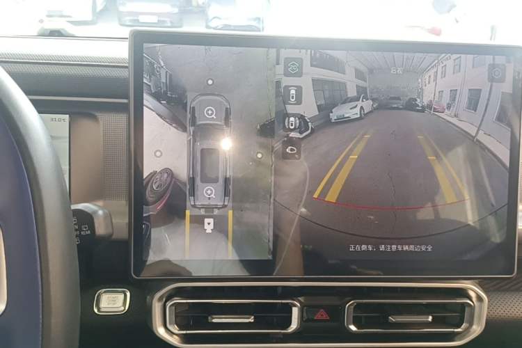 Used JETOUR Shanhai Traveler C-DM 2024 C-DM 129KM Linye Edition Audio And AC Panel