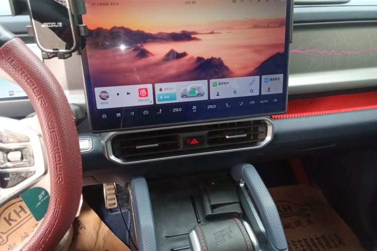 Used JETOUR Shanhai Traveler C-DM 2024 C-DM 208KM Mountain & Wilderness Edition Audio And AC Panel
