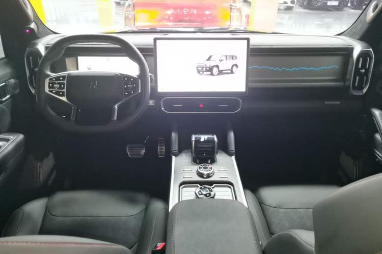 Used JETOUR Shanhai Traveler C-DM 2024 C-DM 208KM Mountain & Wilderness Edition Center Console