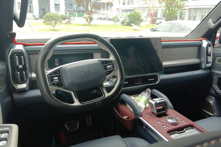 Used JETOUR Shanhai Traveler C-DM 2024 C-DM 208KM Mountain & Wilderness Edition Center Console