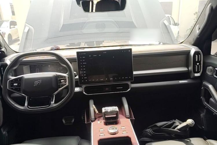 Used JETOUR Shanhai Traveler C-DM 2024 C-DM 208KM Mountain & Wilderness Edition Center Console