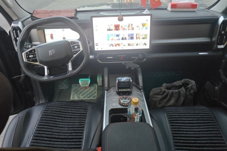 Used JETOUR Shanhai Traveler C-DM 2024 C-DM 129KM Wilderness Edition Center Console
