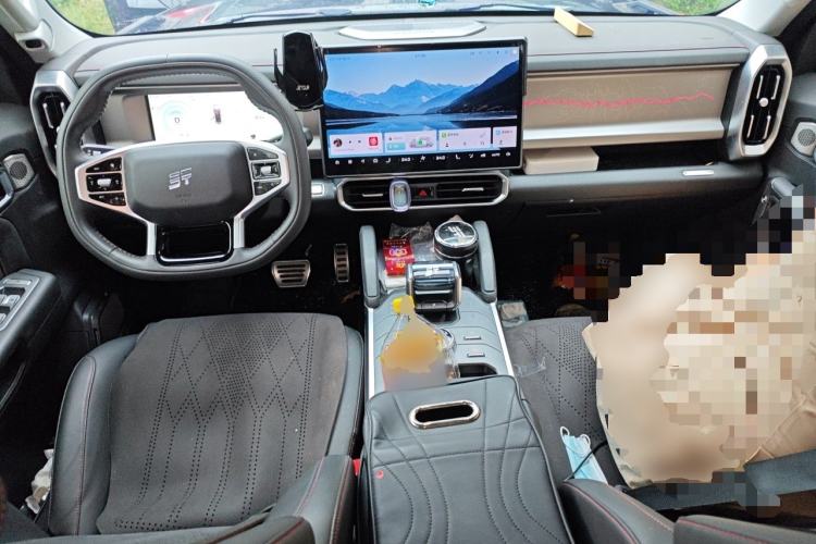 Used JETOUR Shanhai Traveler C-DM 2024 C-DM 129KM Wilderness Edition Center Console