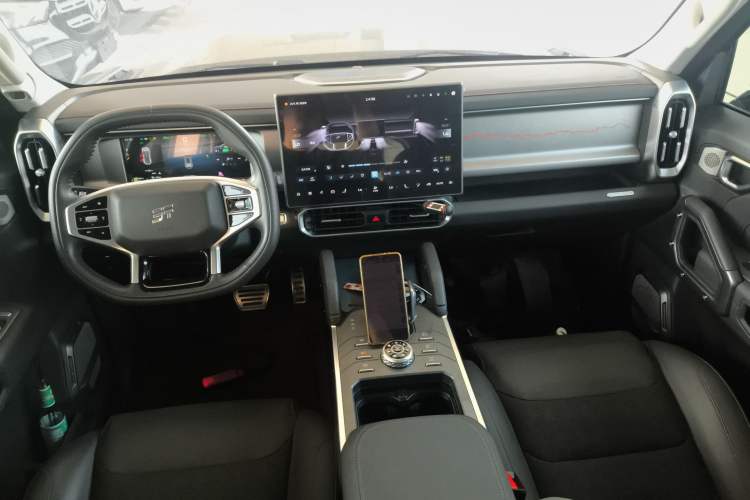 Used JETOUR Shanhai Traveler C-DM 2024 C-DM 206KM Four-Wheel Drive Wilderness Edition Center Console