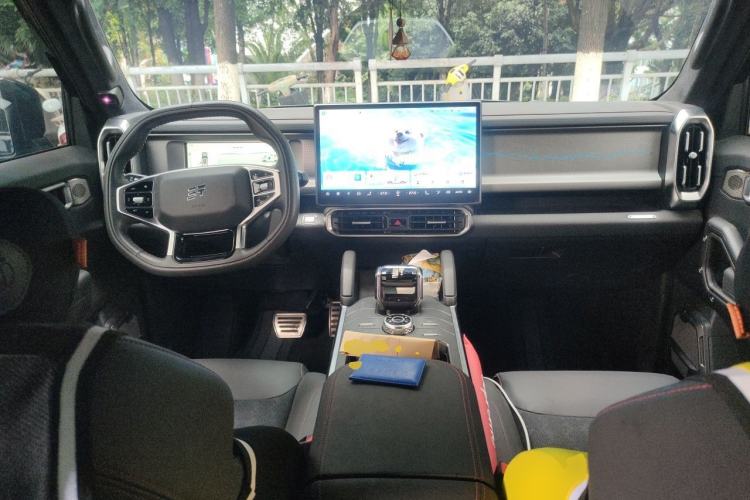 Used JETOUR Shanhai Traveler C-DM 2024 C-DM 208KM Mountain & Wilderness Edition Center Console