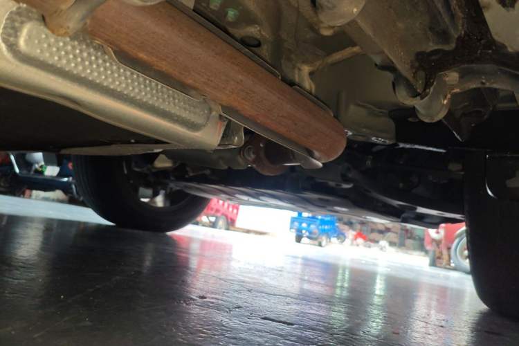 Used JETOUR Shanhai Traveler C-DM 2024 C-DM 129KM Linye Edition Chassis Front Right