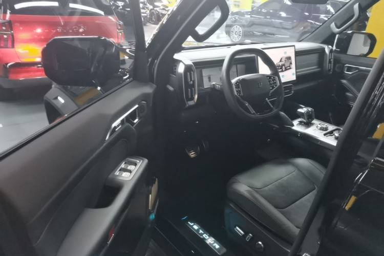 Used JETOUR Shanhai Traveler C-DM 2024 C-DM 208KM Mountain & Wilderness Edition Driver Seat
