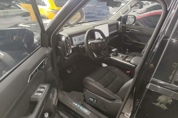 Used JETOUR Shanhai Traveler C-DM 2024 C-DM 206KM Four-Wheel Drive Wilderness Edition Driver Seat