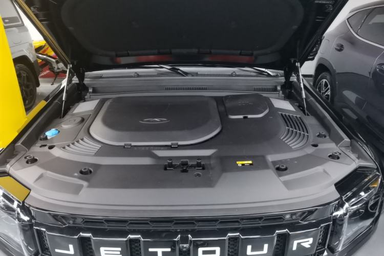 Used JETOUR Shanhai Traveler C-DM 2024 C-DM 208KM Mountain & Wilderness Edition Engine Bay