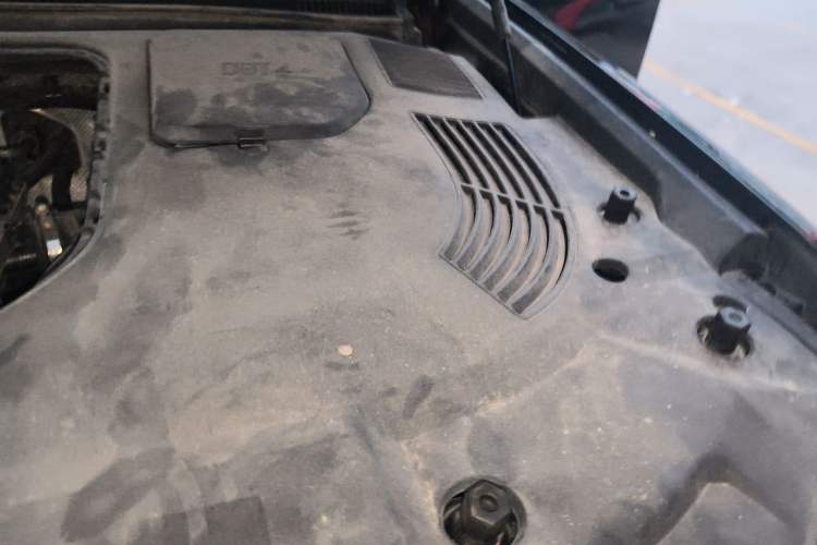 Used JETOUR Shanhai Traveler C-DM 2024 C-DM 208KM Mountain & Wilderness Edition Engine Bay Left