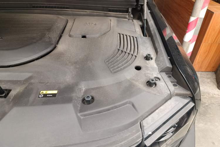 Used JETOUR Shanhai Traveler C-DM 2024 C-DM 129KM Linye Edition Engine Bay Left