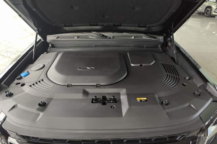 Used JETOUR Shanhai Traveler C-DM 2024 C-DM 129KM Linye Edition Engine Bay