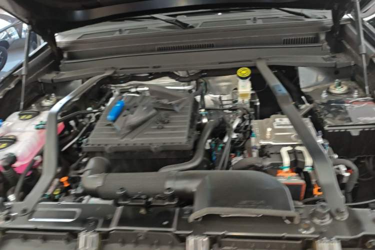 Used JETOUR Shanhai Traveler C-DM 2024 C-DM 129KM Linye Edition Engine Bay