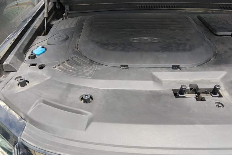 Used JETOUR Shanhai Traveler C-DM 2024 C-DM 208KM Mountain & Wilderness Edition Engine Bay Right