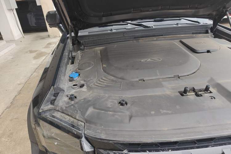 Used JETOUR Shanhai Traveler C-DM 2024 C-DM 129KM Linye Edition Engine Bay Right