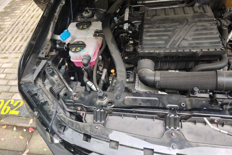 Used JETOUR Shanhai Traveler C-DM 2024 C-DM 129KM Linye Edition Engine Bay Right