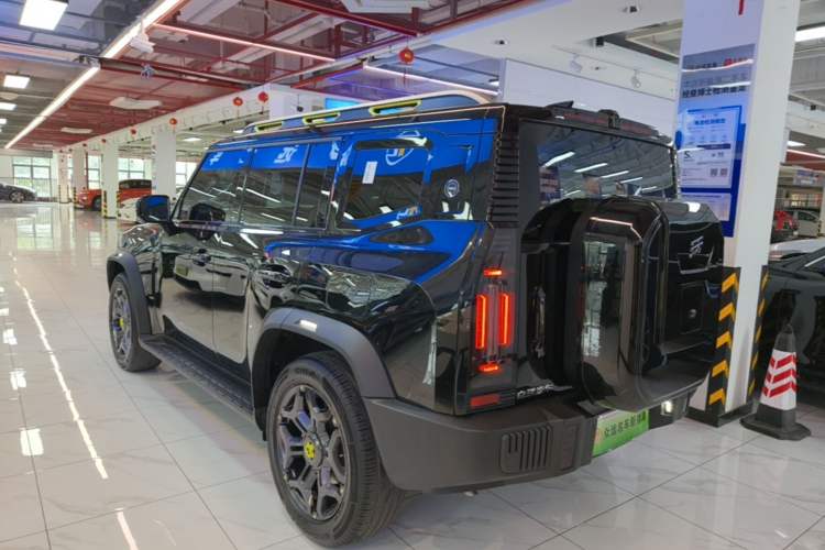 Used JETOUR Shanhai Traveler C-DM 2024 C-DM 208KM Mountain & Wilderness Edition Exterior 2
