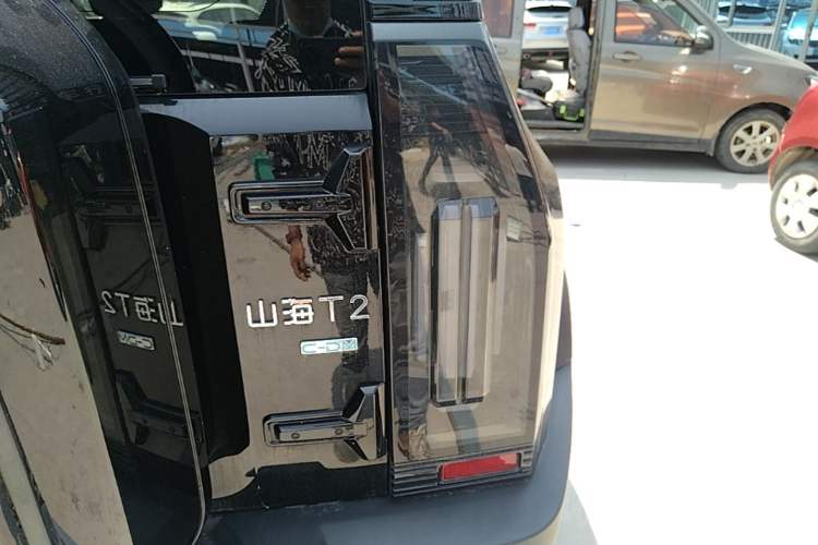 Used JETOUR Shanhai Traveler C-DM 2024 C-DM 208KM Mountain & Wilderness Edition Exterior 3