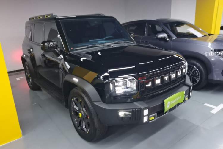Used JETOUR Shanhai Traveler C-DM 2024 C-DM 208KM Mountain & Wilderness Edition Front Right 45 Deg